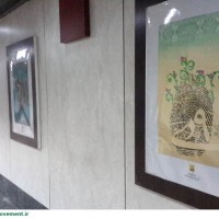 گزارش تصویری/اکران پوستر های 9 دی نهضت مردمی پوستر انقلاب در ایستگاه های متروی تهران